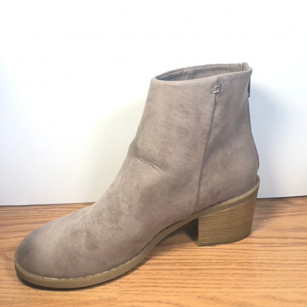 Massini block heel boots